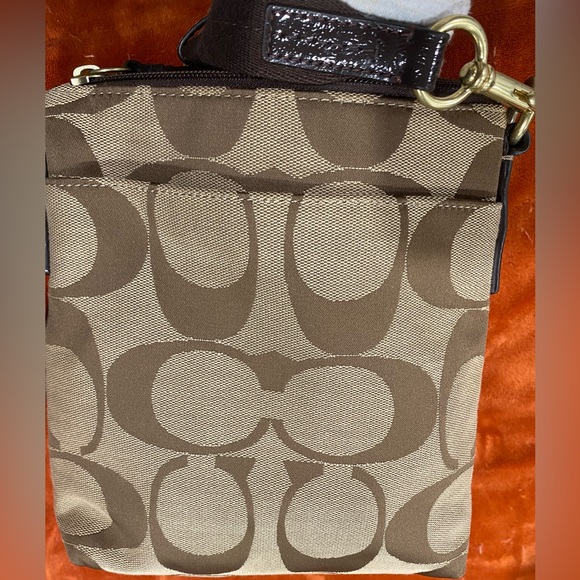Coach Brown Cross Body Bag - Picture 2 of 16